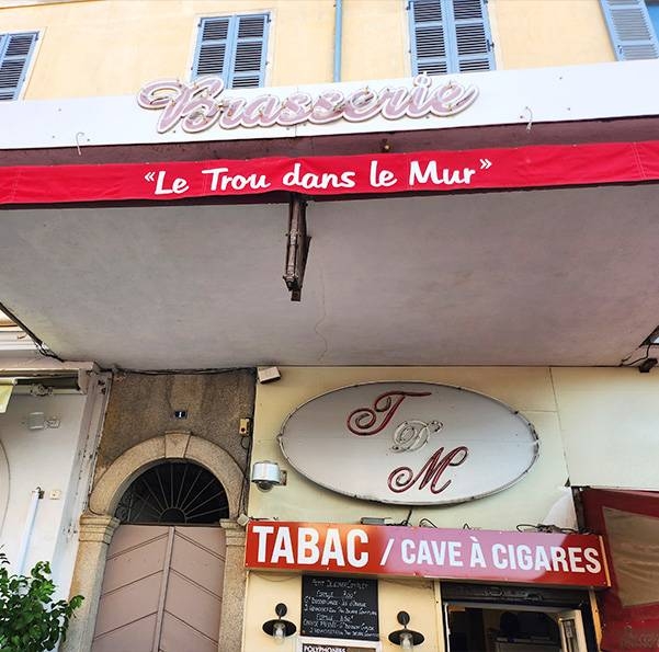 Le Restaurant - Café Brasserie Le Trou dans le Mur - Ajaccio - meilleur resto AJACCIO